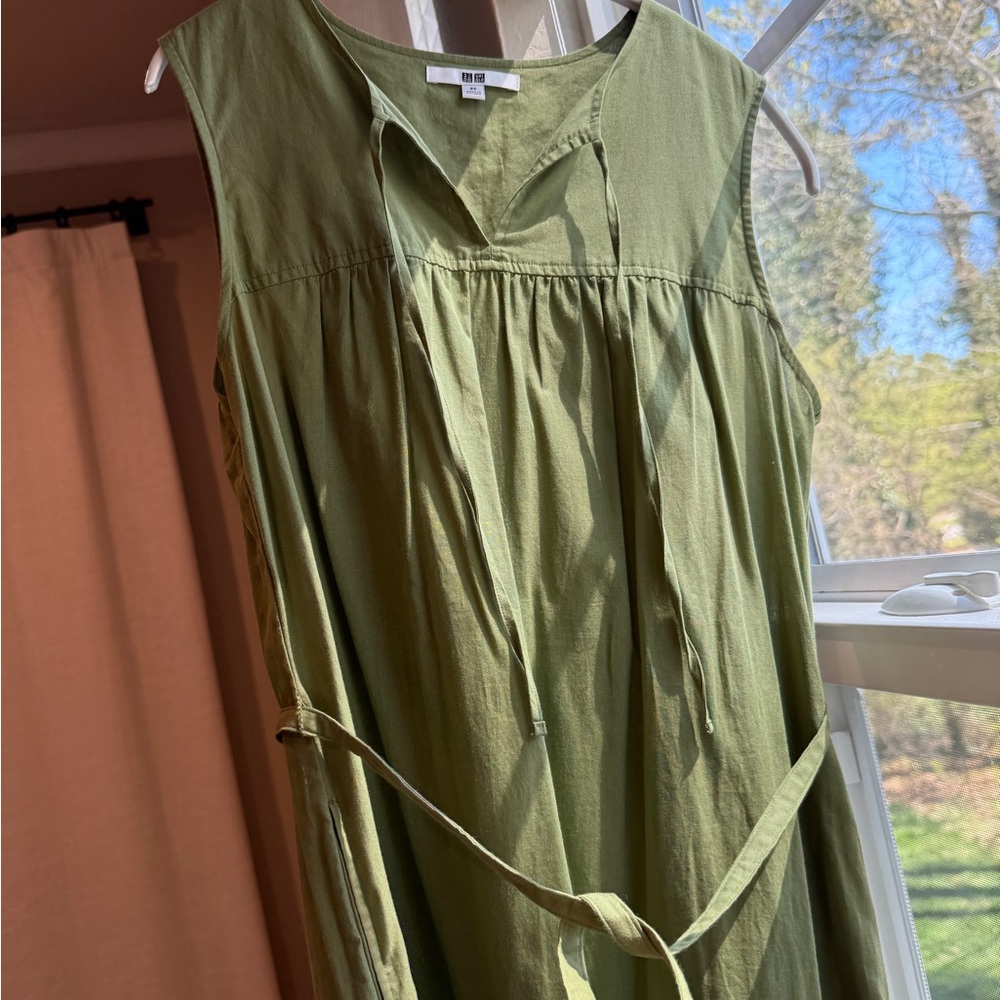 Uniqlo Olive Green Sleeveless Tie-Waist Sundress